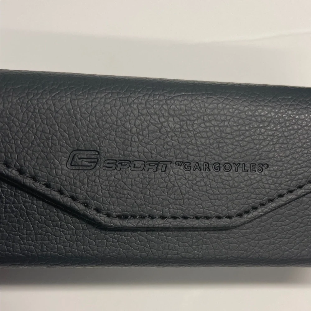 MEN’S G SPORTS GARGOYLES BLACK FAUX LEATHER SUNGLASSES TRIANGULAR HARDSHELL CASE